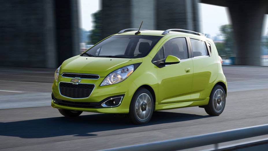 Design que se observa é bastante original | <a href="https://preprod.quatrorodas.abril.com.br/reportagens/salao/chevrolet-spark-646704.shtml" rel="migration">Leia mais</a>