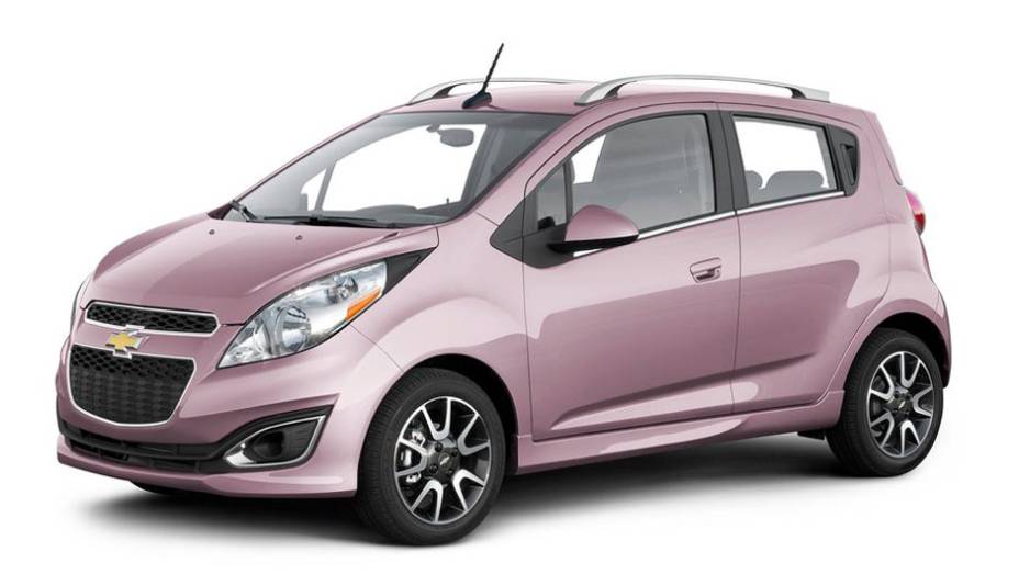 Há, ainda, a opção de quatro marchas, autómática | <a href="https://preprod.quatrorodas.abril.com.br/reportagens/salao/chevrolet-spark-646704.shtml" rel="migration">Leia mais</a>