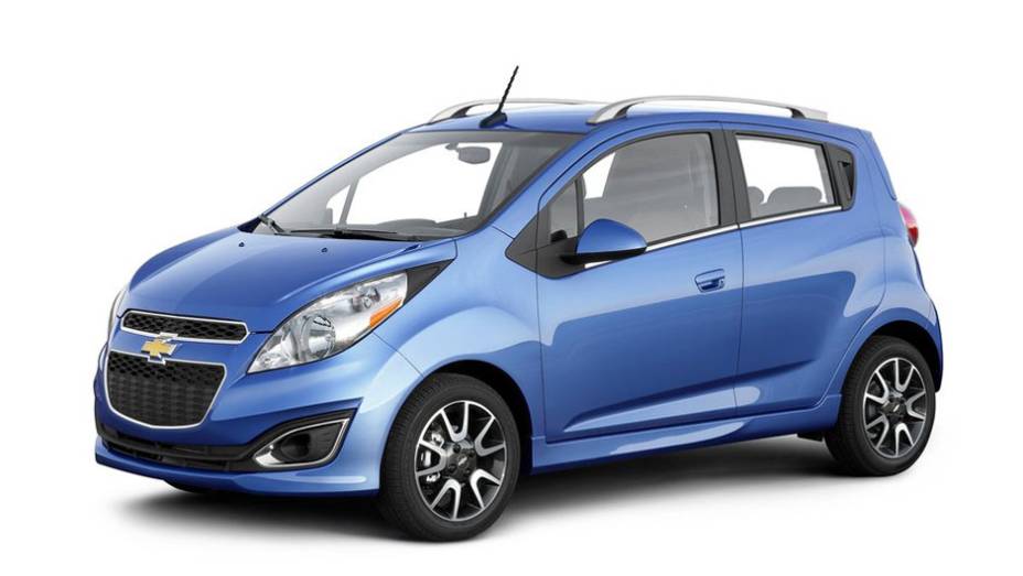 Pequeno conta com um sistema de entretenimento MyLink | <a href="https://preprod.quatrorodas.abril.com.br/reportagens/salao/chevrolet-spark-646704.shtml" rel="migration">Leia mais</a>