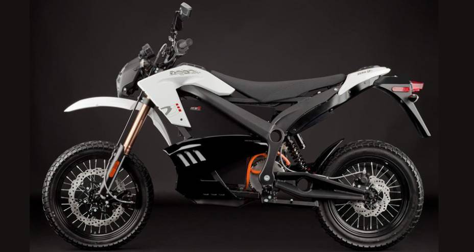 Incentivos &agrave; venda de motocicletas el&eacute;tricas poderiam aumentar interesse das f&aacute;bricas no Brasil | <a href="https://preprod.quatrorodas.abril.com.br/moto/noticias/zero-versao-2012-675928.shtml" rel="migration">Leia mais</a>