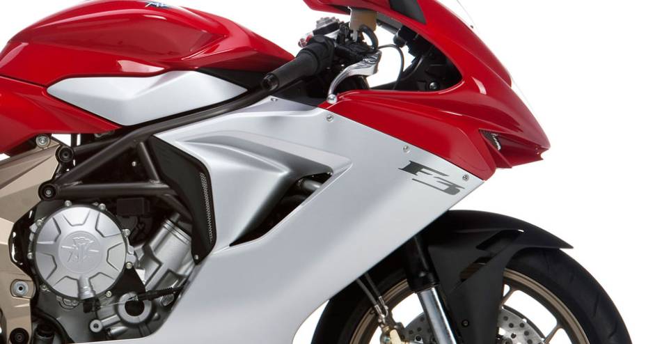 As formas agressivas devem fazer a F3 virar refer&ecirc;ncia em supersport | <a href="https://preprod.quatrorodas.abril.com.br/moto/noticias/mv-agusta-comeca-produzir-f3-676377.shtml" rel="migration">Leia mais</a>