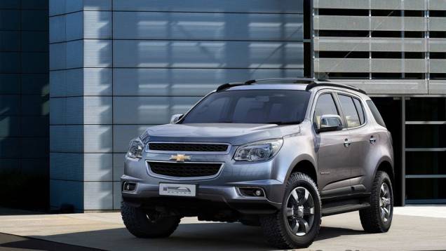 Grand Blazer | <a href="https://preprod.quatrorodas.abril.com.br/salao-do-automovel/2012/carros/s10-grand-blazer-704027.shtml" rel="migration">Leia mais</a> Grand Blazer | <a href="https://preprod.quatrorodas.abril.com.br/salao-do-automovel/2012/carros/s10-grand-blazer-704027.shtml" rel="migration">Leia mais</a>