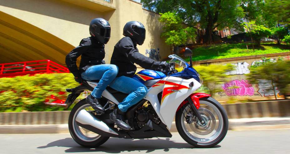 A CBR 250R &eacute; a novidade da Honda para brigar entre as esportivas quarto de litro