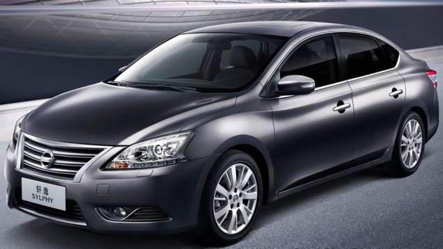 Grade frontal e faróis de LED são proposta da Nissan para dar aspecto moderno | <a href="https://preprod.quatrorodas.abril.com.br/saloes/pequim/2012/nissan-sylphy-682762.shtml" rel="migration">Leia mais</a> Grade frontal e faróis de LED são proposta da Nissan para dar aspecto moderno | <a href="https://preprod.quatrorodas.abril.com.br/saloes/pequim/2012/nissan-sylphy-682762.shtml" rel="migration">Leia mais</a>