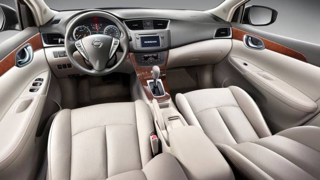 Carro tem ar-condicionado dual-zone, isolamento acústico e absorção de vibrações, para evitar ruídos incômodos | <a href="https://preprod.quatrorodas.abril.com.br/saloes/pequim/2012/nissan-sylphy-682762.shtml" rel="migration">Leia mais</a> Carro tem ar-condicionado dual-zone, isolamento acústico e absorção de vibrações, para evitar ruídos incômodos | <a href="https://preprod.quatrorodas.abril.com.br/saloes/pequim/2012/nissan-sylphy-682762.shtml" rel="migration">Leia mais</a>