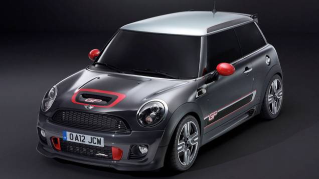 Nunca o adjetivo endiabrado serviu tão bem a um carro quanto no caso do John Cooper Works GP | <a href="https://preprod.quatrorodas.abril.com.br/saloes/paris/2012/mini-john-cooper-works-gp-702374.shtml" rel="migration">Leia mais</a> Nunca o adjetivo endiabrado serviu tão bem a um carro quanto no caso do John Cooper Works GP | <a href="https://preprod.quatrorodas.abril.com.br/saloes/paris/2012/mini-john-cooper-works-gp-702374.shtml" rel="migration">Leia mais</a>