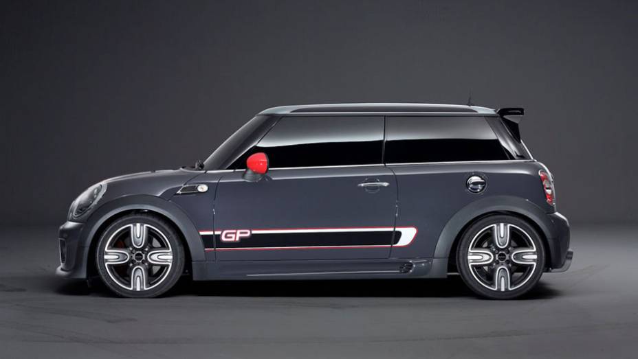 Se eu fosse voc&ecirc;, corria atr&aacute;s do seu... | <a href="https://preprod.quatrorodas.abril.com.br/saloes/paris/2012/mini-john-cooper-works-gp-702374.shtml" rel="migration">Leia mais</a>