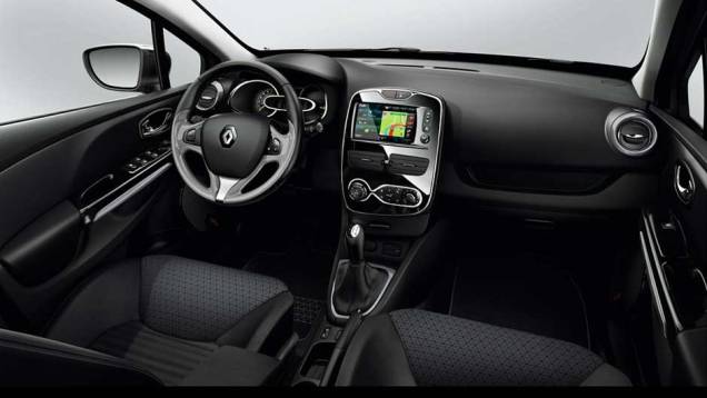 O carro, no entanto, pode ser visto antes pelo público | <a href="https://preprod.quatrorodas.abril.com.br/saloes/paris/2012/renault-clio-702424.shtml" rel="migration">Leia mais</a> O carro, no entanto, pode ser visto antes pelo público | <a href="https://preprod.quatrorodas.abril.com.br/saloes/paris/2012/renault-clio-702424.shtml" rel="migration">Leia mais</a>