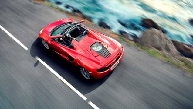 MP4-12C realiza o mesmo consumo médio da versão cupê: 8,5 km/l | <a href="https://preprod.quatrorodas.abril.com.br/saloes/paris/2012/mclaren-mp4-12c-spider-703295.shtml" rel="migration">Leia mais</a> MP4-12C realiza o mesmo consumo médio da versão cupê: 8,5 km/l | <a href="https://preprod.quatrorodas.abril.com.br/saloes/paris/2012/mclaren-mp4-12c-spider-703295.shtml" rel="migration">Leia mais</a>