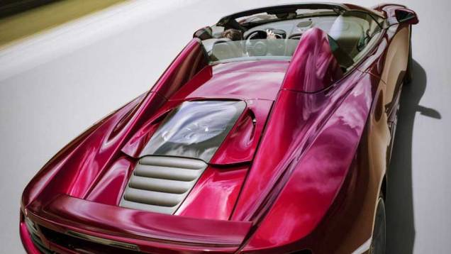 Velocidade máxima cai de 333 km/h na versão MP4-12C para 329 km/h no Spider | <a href="https://preprod.quatrorodas.abril.com.br/saloes/paris/2012/mclaren-mp4-12c-spider-703295.shtml" rel="migration">Leia mais</a> Velocidade máxima cai de 333 km/h na versão MP4-12C para 329 km/h no Spider | <a href="https://preprod.quatrorodas.abril.com.br/saloes/paris/2012/mclaren-mp4-12c-spider-703295.shtml" rel="migration">Leia mais</a>