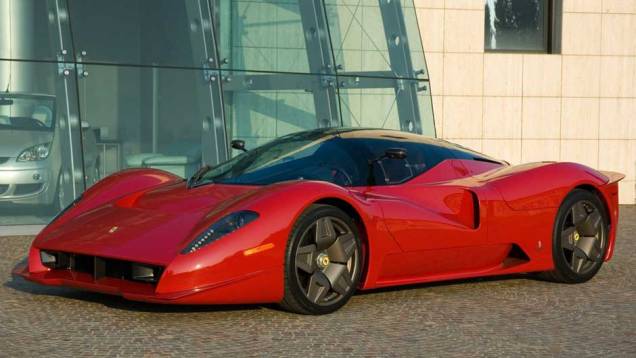 Pininfarina Ferrari P4-5: este protótipo foi feito especialmente para James Glickenhaus na base de uma Enzo e custou US$ 4 milhões | <a href="https://preprod.quatrorodas.abril.com.br/noticias/sergio-pininfarina-morre-aos-85-anos-324190_p.shtml" target="_blank" rel="migration">Leia ma</a> Pininfarina Ferrari P4-5: este protótipo foi feito especialmente para James Glickenhaus na base de uma Enzo e custou US$ 4 milhões | <a href="https://preprod.quatrorodas.abril.com.br/noticias/sergio-pininfarina-morre-aos-85-anos-324190_p.shtml" target="_blank" rel="migration">Leia ma</a>