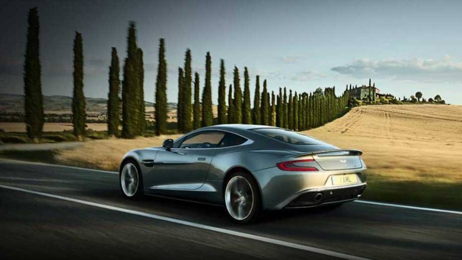 Novo Aston Martin Vanquish | <a href="https://preprod.quatrorodas.abril.com.br/saloes/paris/2012/aston-martin-vanquish-702721.shtml" rel="migration">Leia mais</a>