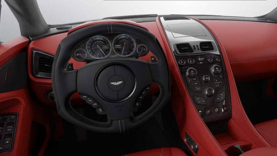 Novo Aston Martin Vanquish | <a href="https://preprod.quatrorodas.abril.com.br/saloes/paris/2012/aston-martin-vanquish-702721.shtml" rel="migration">Leia mais</a>