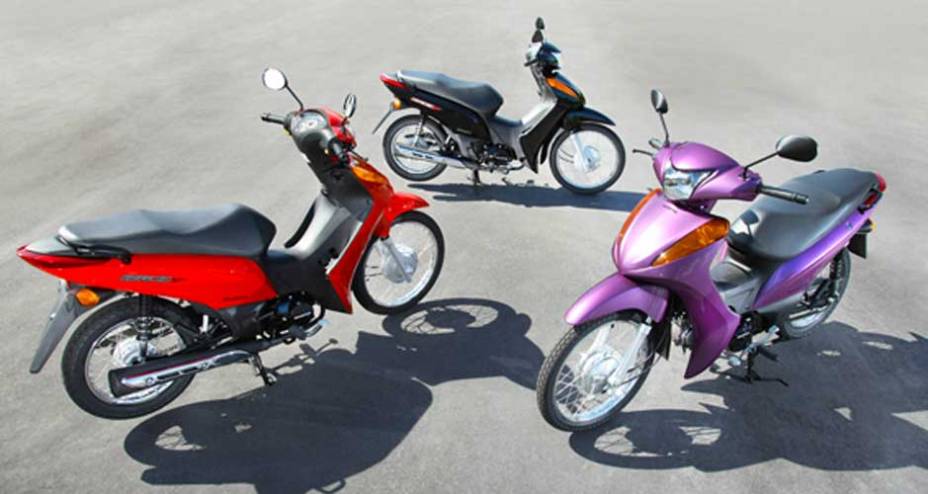 A Biz começa a ser vendida em julho por 4710 reais (KS) e 5290 reais (ES) | <a href="https://preprod.quatrorodas.abril.com.br/moto/noticias/honda-biz-100-porta-entrada-691776.shtml" rel="migration">Leia mais</a>