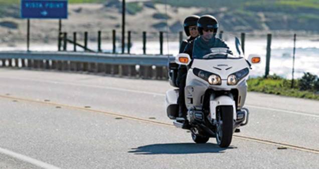 Bastante luxuosa, a Gold Wing tem até airbags | <a href="https://preprod.quatrorodas.abril.com.br/moto/noticias/nova-gold-wing-691786.shtml" rel="migration">Leia mais</a> Bastante luxuosa, a Gold Wing tem até airbags | <a href="https://preprod.quatrorodas.abril.com.br/moto/noticias/nova-gold-wing-691786.shtml" rel="migration">Leia mais</a>