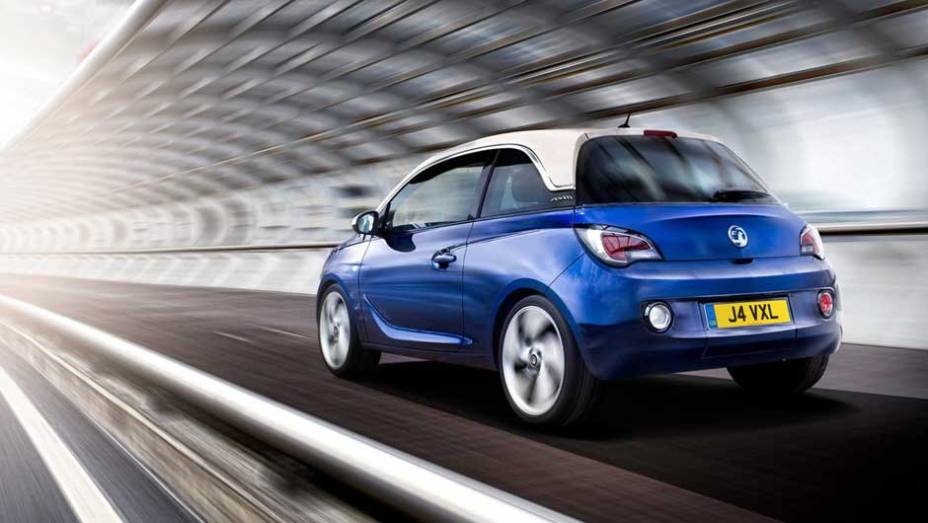 Câmbio será manual de cinco marchas em todas as configurações | <a href="https://preprod.quatrorodas.abril.com.br/saloes/paris/2012/opel-adam-702610.shtml" rel="migration">Leia mais</a>