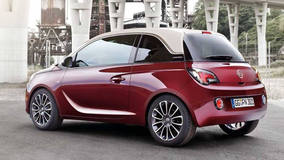 Modelo da Opel disputará mercado com Fiat 500 e Mini Cooper | <a href="https://preprod.quatrorodas.abril.com.br/saloes/paris/2012/opel-adam-702610.shtml" rel="migration">Leia mais</a>