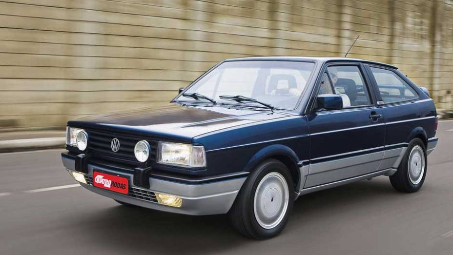 A reforma visual seria acompanhada da chegada do esportivo GTi, o primeiro carro nacional equipado com injeção eletrônica | <a href="https://preprod.quatrorodas.abril.com.br/reportagens/classicos/gol-completa-35-anos-veja-10-curiosidades-863880.shtml" rel="migration">Leia mais</a>