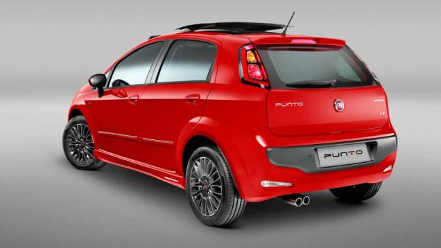 Novas rodas de liga leve e saídas de escapamento duplas diferenciam a Sporting | <a href="https://preprod.quatrorodas.abril.com.br/carros/lancamentos/fiat-punto-2013-693625.shtml" target="_blank" rel="migration">Leia mais</a> Novas rodas de liga leve e saídas de escapamento duplas diferenciam a Sporting | <a href="https://preprod.quatrorodas.abril.com.br/carros/lancamentos/fiat-punto-2013-693625.shtml" target="_blank" rel="migration">Leia mais</a>