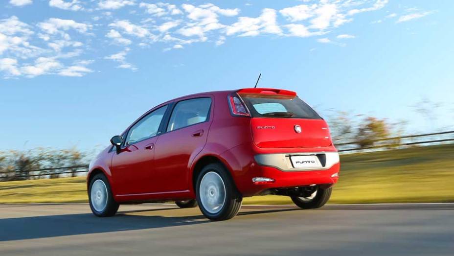 O motor E.torQ 1.6 16V é oferecido somente na versão Essence, que deve ser uma das mais vendidas da gama | <a href="https://preprod.quatrorodas.abril.com.br/carros/lancamentos/fiat-punto-2013-693625.shtml" target="_blank" rel="migration">Leia mais</a>