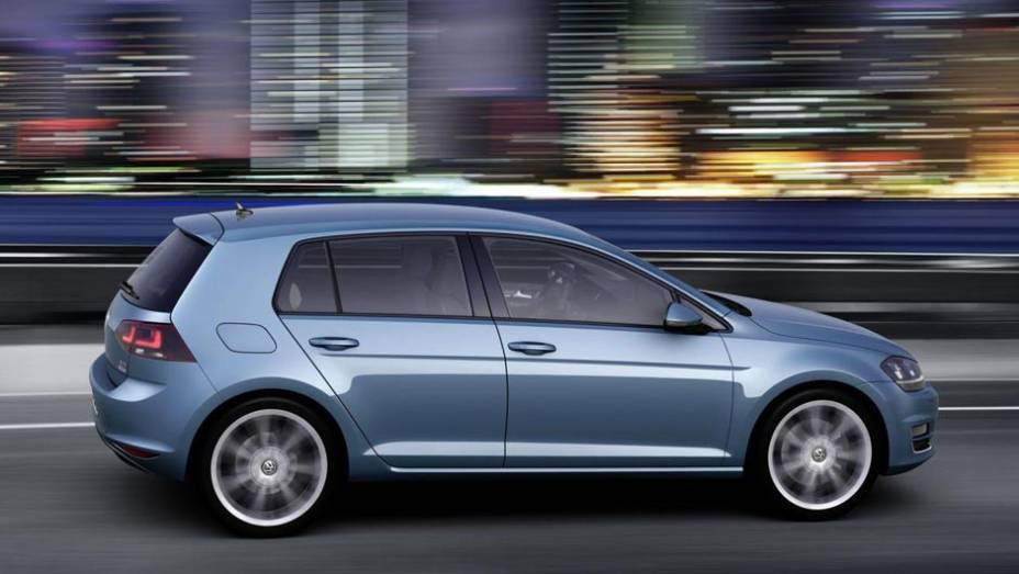 Novo Golf est&aacute; sendo exibido ao p&uacute;blico no Sal&atilde;o de Paris | <a href="https://preprod.quatrorodas.abril.com.br/saloes/paris/2012/golf-chega-setima-geracao-702391.shtml" rel="migration">Leia mais</a>