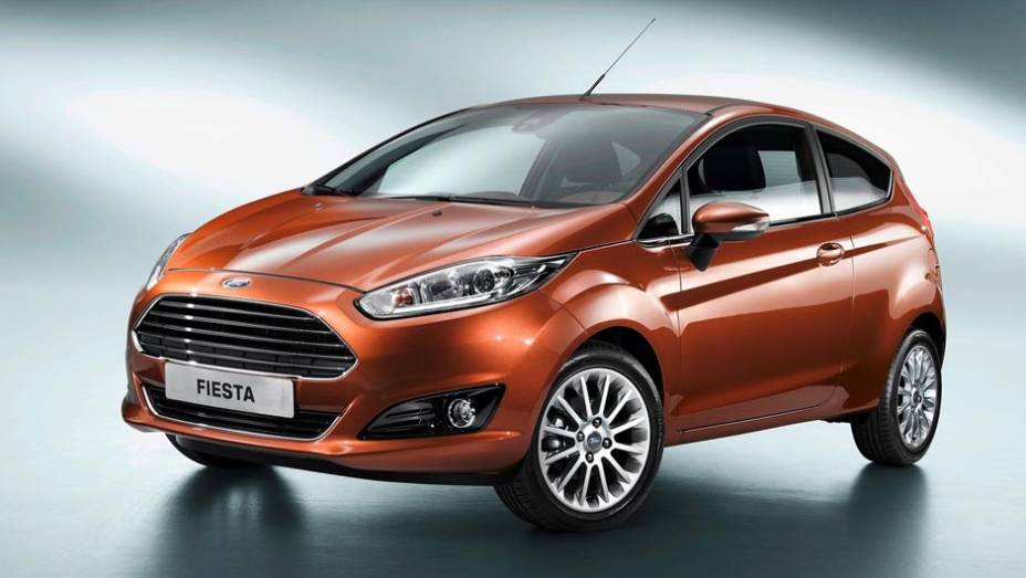 A Ford revelou fotos do novo Fiesta. | <a href="https://preprod.quatrorodas.abril.com.br/salao-do-automovel/2012/carros/fiesta-704046.shtml" rel="migration">Leia mais</a>