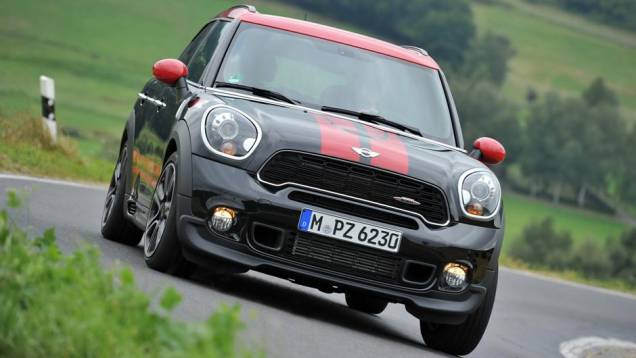 Mini anunciou a versão JCW do Countryman Mini anunciou a versão JCW do Countryman
