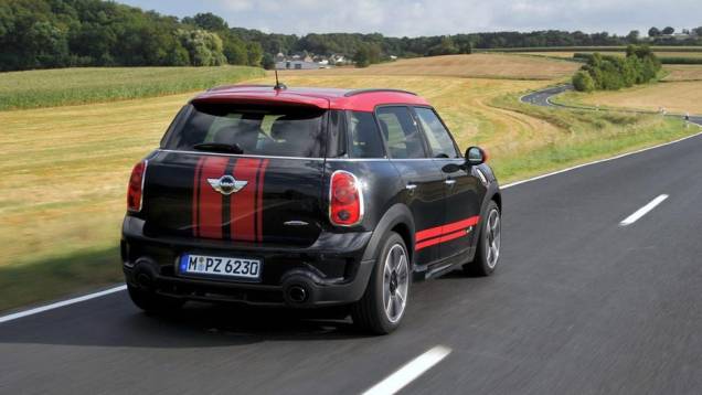 Motor utilizado pe um 1.6 turbo, com intercooler e injeção direta de combustível Motor utilizado pe um 1.6 turbo, com intercooler e injeção direta de combustível