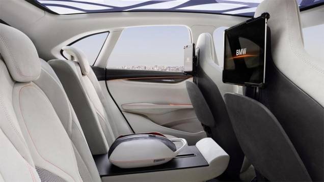 BMW Concept Active Tourer | <a href="https://preprod.quatrorodas.abril.com.br/saloes/paris/2012/bmw-concept-active-tourer-702454.shtml" rel="migration">Leia mais</a> BMW Concept Active Tourer | <a href="https://preprod.quatrorodas.abril.com.br/saloes/paris/2012/bmw-concept-active-tourer-702454.shtml" rel="migration">Leia mais</a>