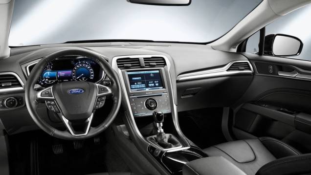 Faróis de LED e cintos de segurança infláveis também compõem o conjunto. | <a href="%20https://preprod.quatrorodas.abril.com.br/saloes/paris/2012/ford-mondeo-702566.shtml" rel="migration">Leia mais</a> Faróis de LED e cintos de segurança infláveis também compõem o conjunto. | <a href="%20https://preprod.quatrorodas.abril.com.br/saloes/paris/2012/ford-mondeo-702566.shtml" rel="migration">Leia mais</a>