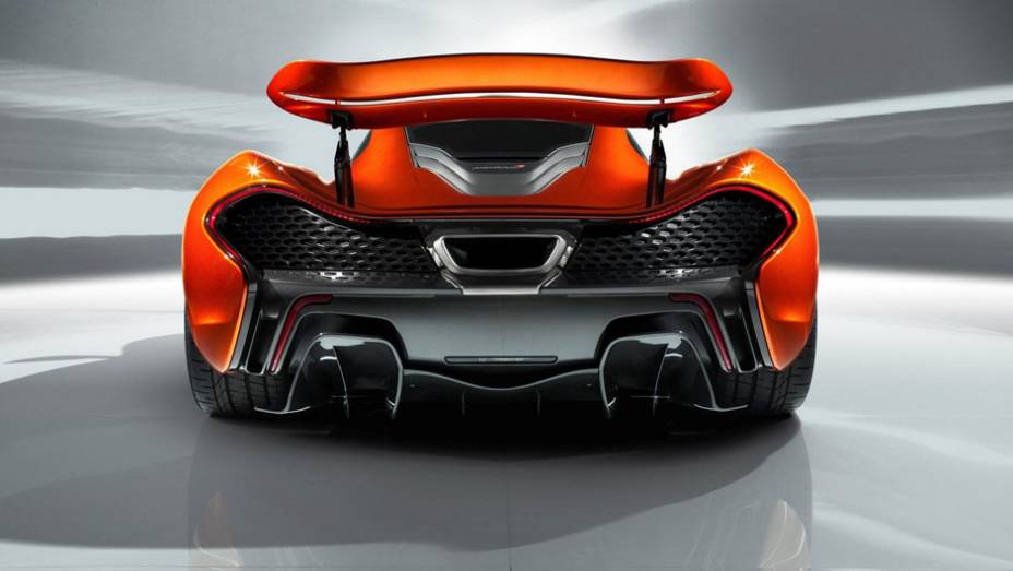 McLaren P1 | <a href="https://preprod.quatrorodas.abril.com.br/saloes/paris/2012/mclaren-p1-702427.shtml" rel="migration">Leia mais</a>