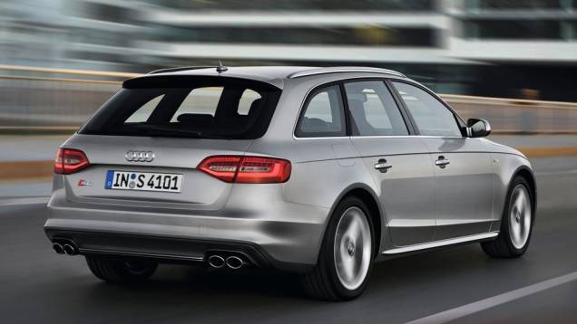 Pode ser usado em quatro modos: Auto, Conforto, Dinâmico e Eficiência - este último voltado para a economia de combustível | <a href="%20https://preprod.quatrorodas.abril.com.br/noticias/fabricantes/audi-traz-modelos-s4-ao-brasil-704081.shtml" rel="migration">Leia mais</a> Pode ser usado em quatro modos: Auto, Conforto, Dinâmico e Eficiência - este último voltado para a economia de combustível | <a href="%20https://preprod.quatrorodas.abril.com.br/noticias/fabricantes/audi-traz-modelos-s4-ao-brasil-704081.shtml" rel="migration">Leia mais</a>