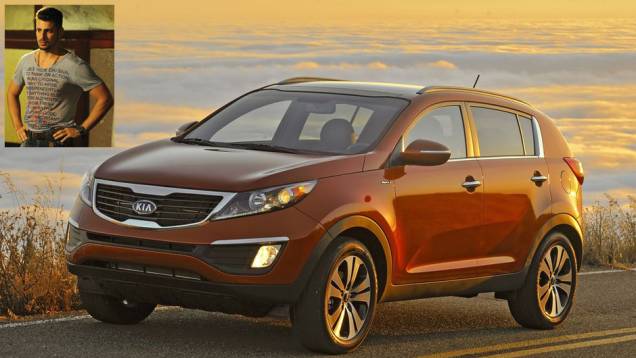 Filho de Tufão, Jorginho (Cauã Reymond) usa um Sportage | <a href="https://preprod.quatrorodas.abril.com.br/reportagens/geral/kia-feliz-merchandising-novela-706299.shtml" rel="migration">Leia mais</a> Filho de Tufão, Jorginho (Cauã Reymond) usa um Sportage | <a href="https://preprod.quatrorodas.abril.com.br/reportagens/geral/kia-feliz-merchandising-novela-706299.shtml" rel="migration">Leia mais</a>