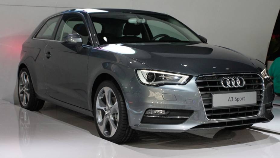 A3 Sport utiliza materiais de alumínio em sua carroceria <a href="https://preprod.quatrorodas.abril.com.br/salao-do-automovel/2012/carros/a3-sport-709767.shtml" rel="migration">Leia mais</a>