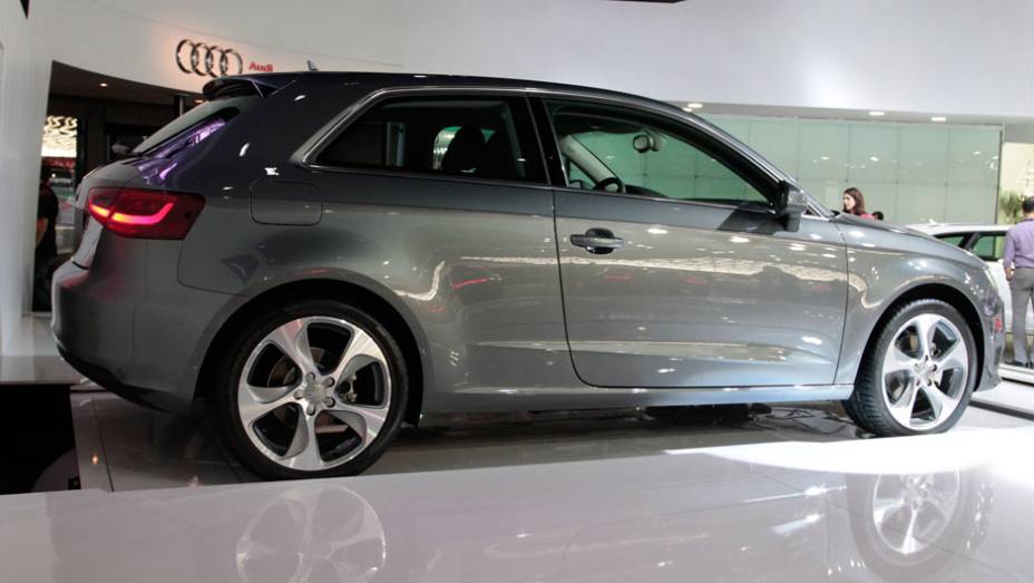 Potência gerada é de 180 cv <a href="https://preprod.quatrorodas.abril.com.br/salao-do-automovel/2012/carros/a3-sport-709767.shtml" rel="migration">Leia mais</a>