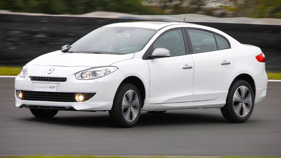 O Fluence GT é criado pela Renault Sport, responsável pela preparação dos modelos esportivos da marca | <a href="https://preprod.quatrorodas.abril.com.br/carros/lancamentos/renault-fluence-gt-721405.shtml" rel="migration">Leia mais</a>