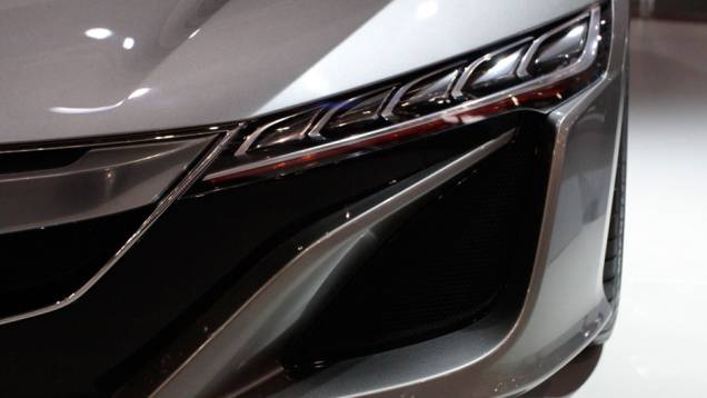Segundo Jon Ikeda, chefe de design da marca, muitos detalhes do protótipo serão repassados à versão de produção... | <a href="https://preprod.quatrorodas.abril.com.br/salao-do-automovel/2012/carros/nsx-710745.shtml" rel="migration">Leia mais</a> Segundo Jon Ikeda, chefe de design da marca, muitos detalhes do protótipo serão repassados à versão de produção... | <a href="https://preprod.quatrorodas.abril.com.br/salao-do-automovel/2012/carros/nsx-710745.shtml" rel="migration">Leia mais</a>