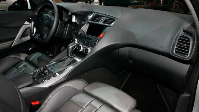 Citroën DS5 | <a href="https://preprod.quatrorodas.abril.com.br/salao-do-automovel/2012/carros/ds5-703947.shtml" rel="migration">Leia mais</a> Citroën DS5 | <a href="https://preprod.quatrorodas.abril.com.br/salao-do-automovel/2012/carros/ds5-703947.shtml" rel="migration">Leia mais</a>