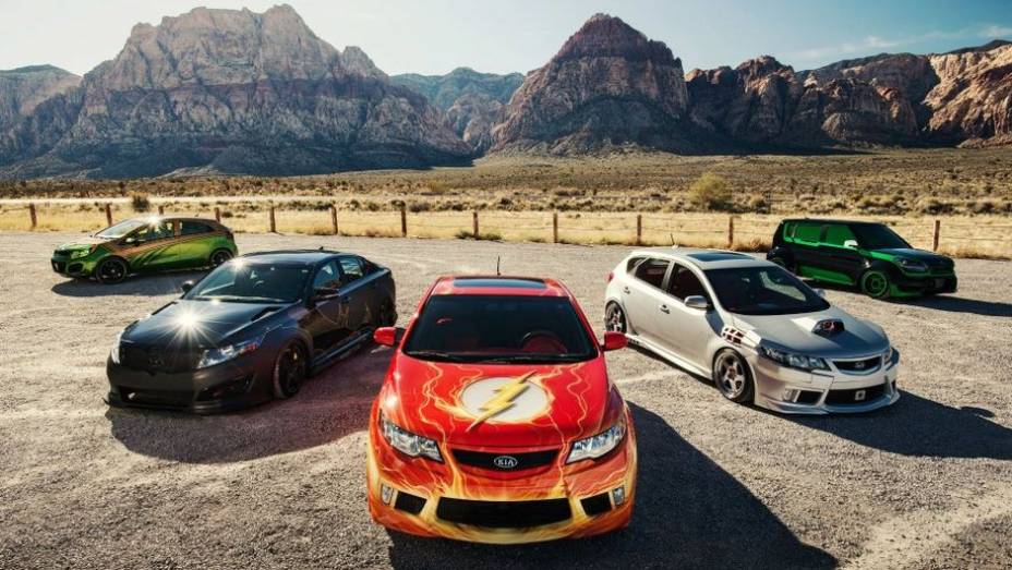 A Kia Motors e a DC Entertainment aproveitaram o SEMA Auto Show para mostrar cinco carros temáticos, relacionados a alguns dos mais famosos super-heróis. Prepare-se! | <a href="%20https://preprod.quatrorodas.abril.com.br/noticias/entretenimento/kia-mostra-cinco-carr" rel="migration"></a>