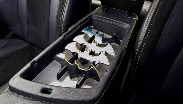 Os bandidões terão vida dura com esse compartimento! | <a href="https://preprod.quatrorodas.abril.com.br/noticias/entretenimento/kia-mostra-cinco-carros-super-herois-713665.shtml" rel="migration">Leia mais</a> Os bandidões terão vida dura com esse compartimento! | <a href="https://preprod.quatrorodas.abril.com.br/noticias/entretenimento/kia-mostra-cinco-carros-super-herois-713665.shtml" rel="migration">Leia mais</a>