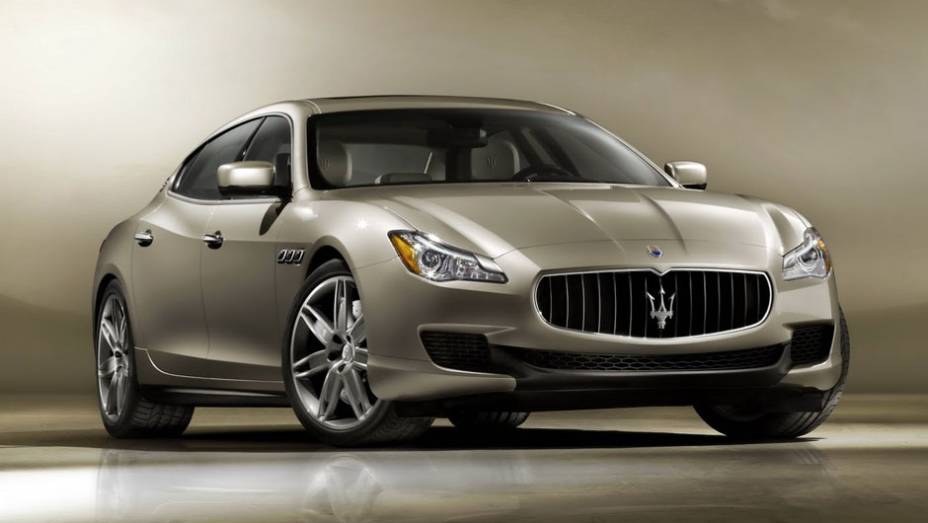 Maserati revela as primeiras imagens e informações do Quattroporte | <a href="https://preprod.quatrorodas.abril.com.br/noticias/mercado/maserati-revela-novo-quattroporte-715235.shtml" rel="migration">Leia mais</a>