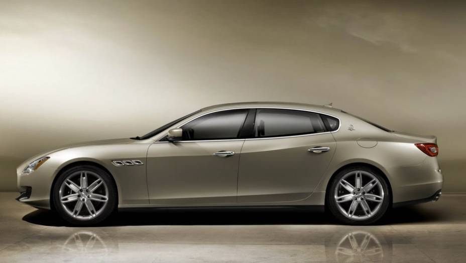 Maserati revela as primeiras imagens e informações do Quattroporte | <a href="https://preprod.quatrorodas.abril.com.br/noticias/mercado/maserati-revela-novo-quattroporte-715235.shtml" rel="migration">Leia mais</a> Maserati revela as primeiras imagens e informações do Quattroporte | <a href="https://preprod.quatrorodas.abril.com.br/noticias/mercado/maserati-revela-novo-quattroporte-715235.shtml" rel="migration">Leia mais</a>