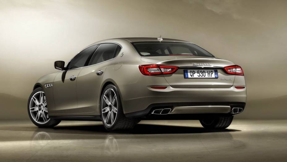 Maserati revela as primeiras imagens e informações do Quattroporte | <a href="https://preprod.quatrorodas.abril.com.br/noticias/mercado/maserati-revela-novo-quattroporte-715235.shtml" rel="migration">Leia mais</a> Maserati revela as primeiras imagens e informações do Quattroporte | <a href="https://preprod.quatrorodas.abril.com.br/noticias/mercado/maserati-revela-novo-quattroporte-715235.shtml" rel="migration">Leia mais</a>