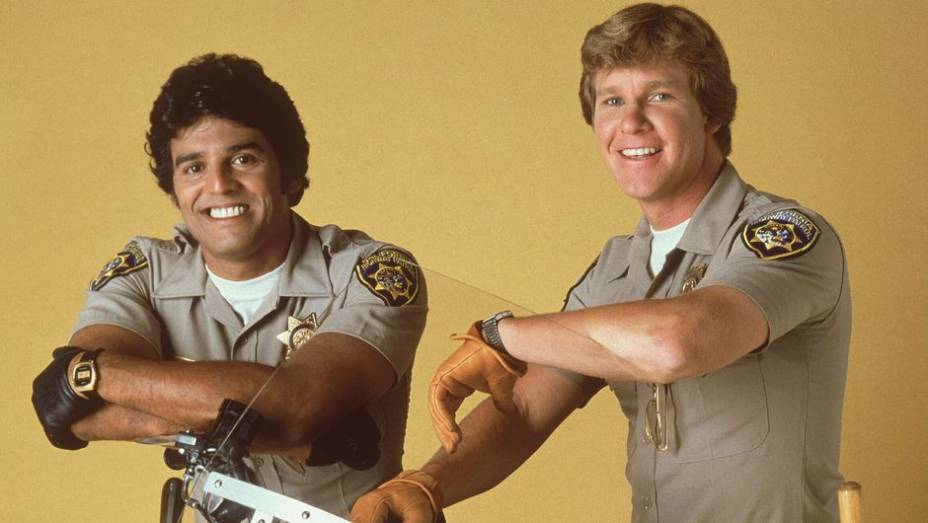 O que ser&aacute; que Frank "Ponch" Poncherello (Erik Estrada) e Jon Baker (Larry Wilcox), os CHiPs originais, diriam sobre essas novidades? | <a href="%20https://preprod.quatrorodas.abril.com.br/noticias/tecnologia/salao-los-angeles-define-tema-desafio-design-721841.shtml" rel="migration"></a>