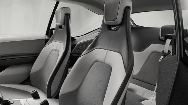 A BMW não confirmou se o modelo será produzido em série... | <a href="https://preprod.quatrorodas.abril.com.br/saloes/los-angeles/2012/bmw-i3-coupe-concept-724055.shtml" rel="migration">Leia mais</a> A BMW não confirmou se o modelo será produzido em série... | <a href="https://preprod.quatrorodas.abril.com.br/saloes/los-angeles/2012/bmw-i3-coupe-concept-724055.shtml" rel="migration">Leia mais</a>