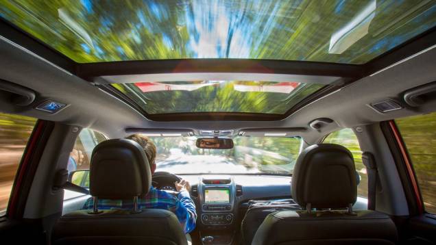 O câmbio automático de seis velocidades vem de série em todas as variantes do Sorento (seja com tração dianteira ou com tração integral)... | <a href="%20https://preprod.quatrorodas.abril.com.br/saloes/los-angeles/2012/kia-sorento-2014-724885.shtml" rel="migration">Leia mais</a> O câmbio automático de seis velocidades vem de série em todas as variantes do Sorento (seja com tração dianteira ou com tração integral)... | <a href="%20https://preprod.quatrorodas.abril.com.br/saloes/los-angeles/2012/kia-sorento-2014-724885.shtml" rel="migration">Leia mais</a>
