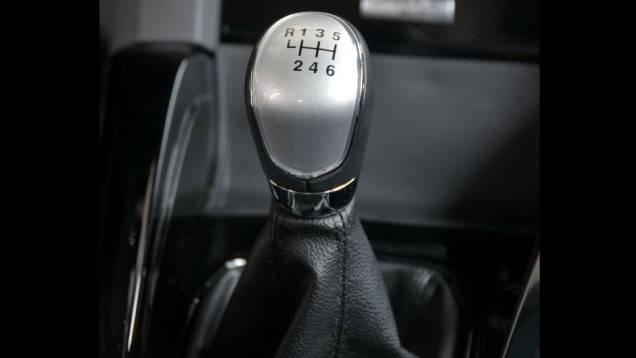Versão com tração integral só será oferecida com câmbio manual de seis marchas | <a href="https://preprod.quatrorodas.abril.com.br/noticias/mercado/ford-lanca-ecosport-4wd-porwershift-725244.shtml" rel="migration">Leia mais</a> Versão com tração integral só será oferecida com câmbio manual de seis marchas | <a href="https://preprod.quatrorodas.abril.com.br/noticias/mercado/ford-lanca-ecosport-4wd-porwershift-725244.shtml" rel="migration">Leia mais</a>