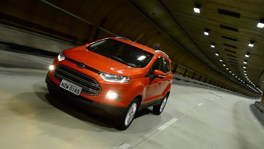 C&acirc;mbio de dupla embreagem de seis marchas ofereceu boas retomadas durante o test drive | <a href="https://preprod.quatrorodas.abril.com.br/noticias/mercado/ford-lanca-ecosport-4wd-porwershift-725244.shtml" rel="migration">Leia mais</a>
