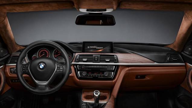 A montadora alemã tampouco revelou informações sobre a motorização do modelo | <a href="https://preprod.quatrorodas.abril.com.br/saloes/detroit/2013/bmw-serie-4-coupe-concept-730364.shtml" rel="migration">Leia mais</a> A montadora alemã tampouco revelou informações sobre a motorização do modelo | <a href="https://preprod.quatrorodas.abril.com.br/saloes/detroit/2013/bmw-serie-4-coupe-concept-730364.shtml" rel="migration">Leia mais</a>