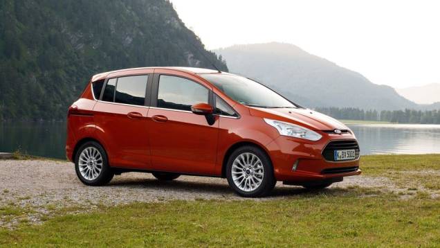 O único carro de uma montadora norte-americana na lista é o Ford B-Max. | <a href="https://preprod.quatrorodas.abril.com.br/noticias/mercado/definidos-finalistas-carro-ano-2013-europa-728106.shtml" rel="migration">Leia mais</a> O único carro de uma montadora norte-americana na lista é o Ford B-Max. | <a href="https://preprod.quatrorodas.abril.com.br/noticias/mercado/definidos-finalistas-carro-ano-2013-europa-728106.shtml" rel="migration">Leia mais</a>